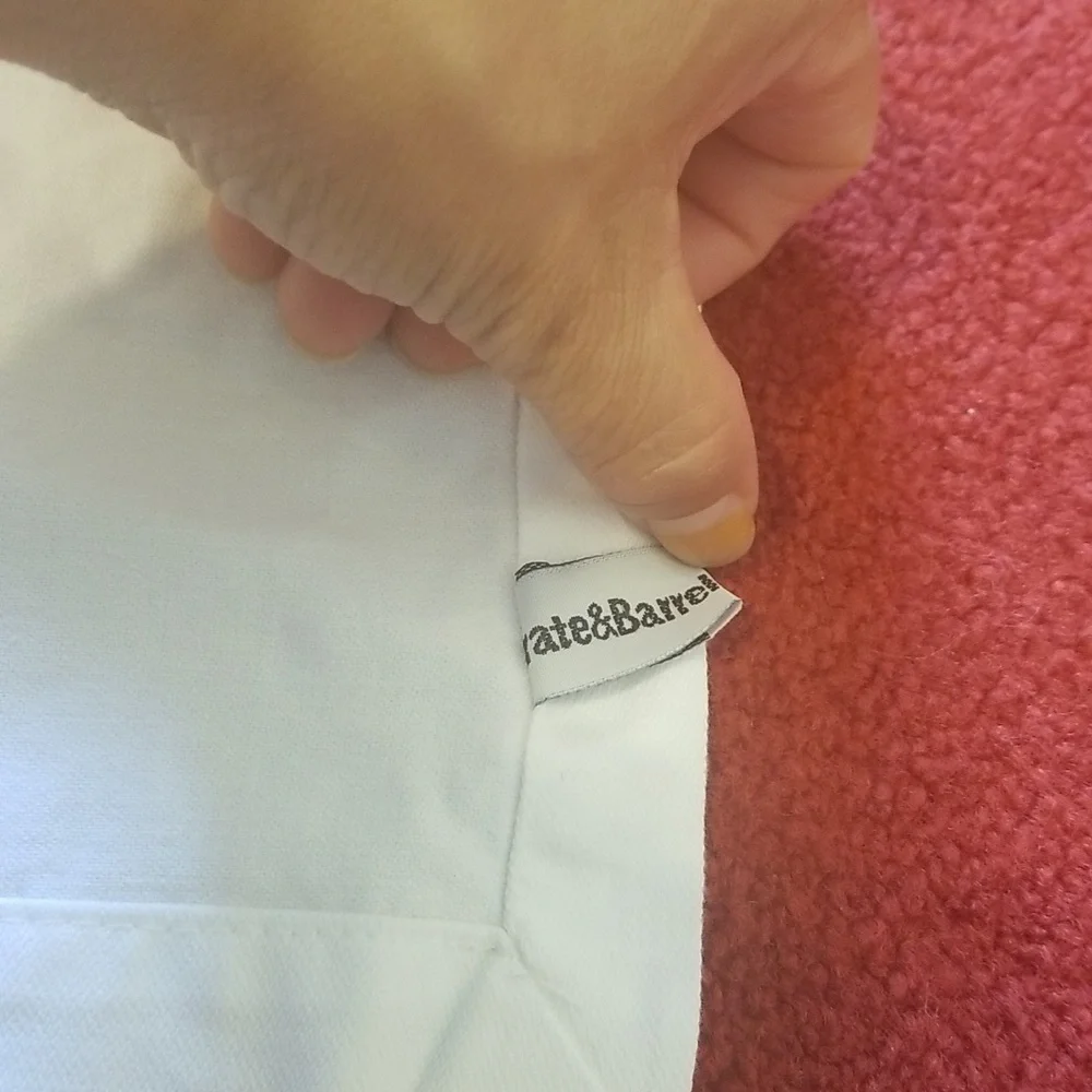 Crate&Barrel napkins and placemats on sale